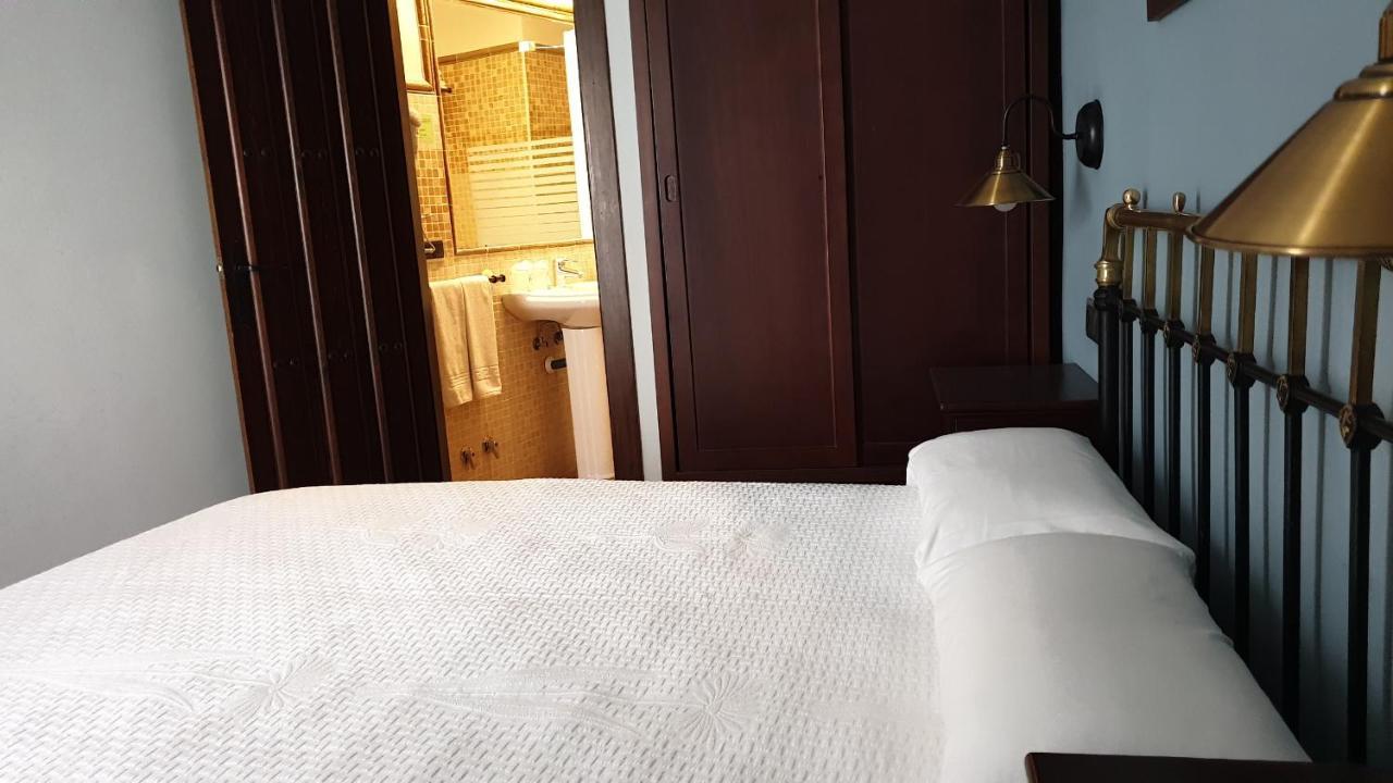 Hotel Tharsis Касорла Екстер'єр фото
