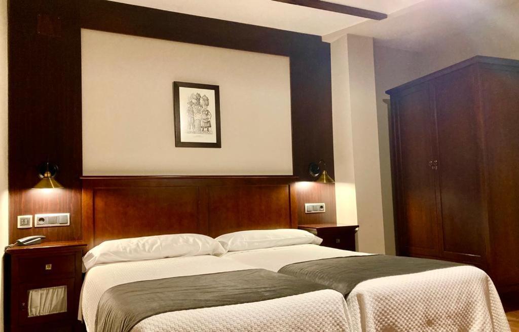 Hotel Tharsis Касорла Екстер'єр фото