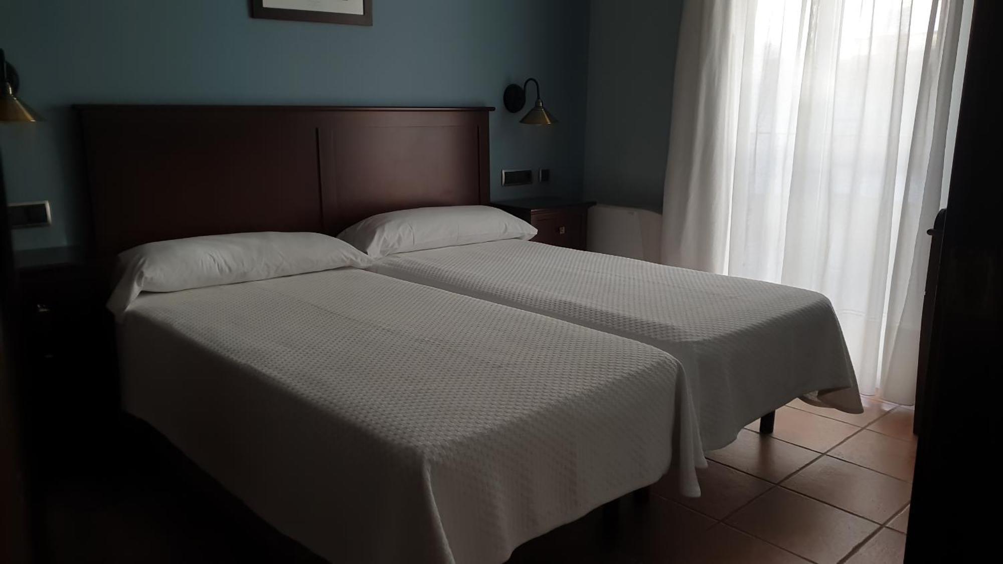 Hotel Tharsis Касорла Екстер'єр фото